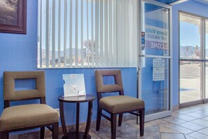 Sala de estar en el lobby