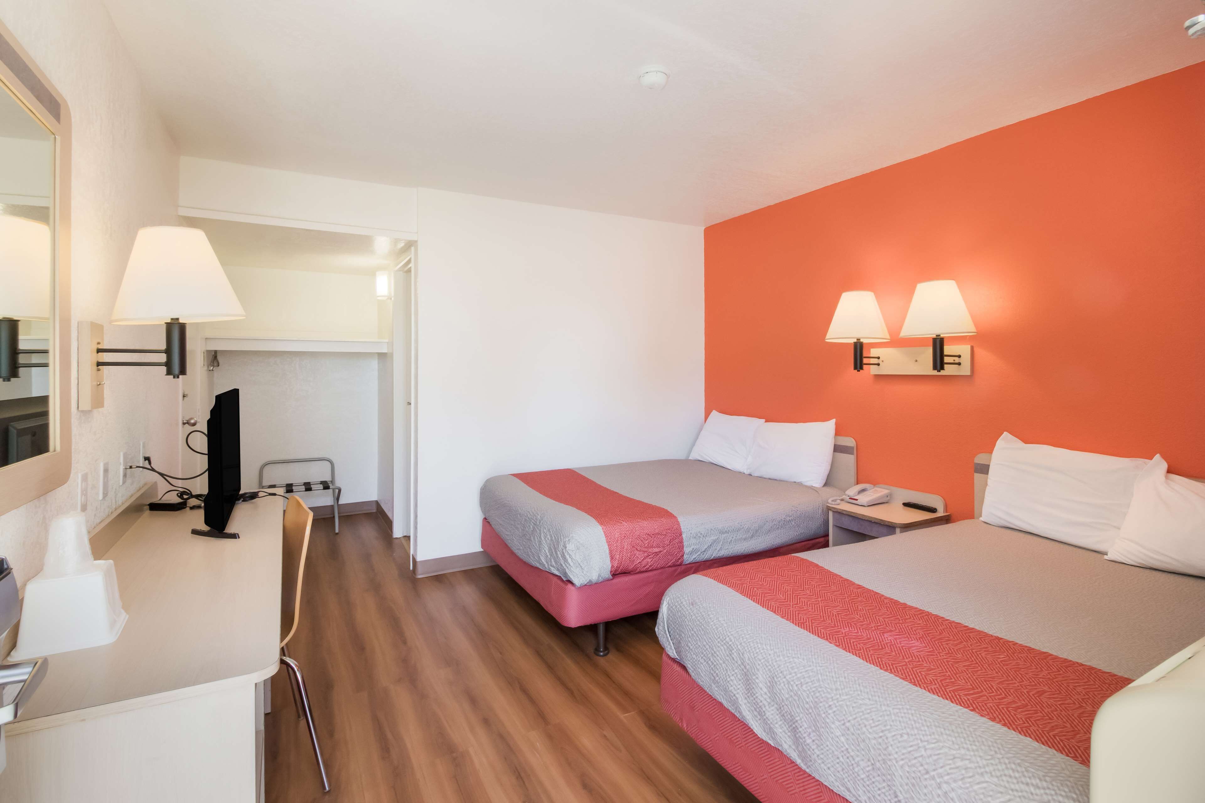 Ilmainen Wi-Fi, vuodevaatteet