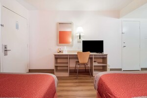 Wi-Fi de cortesia, roupa de cama