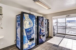 Vending machine - Motel 6 Fort Collins, CO (Fort Collins)