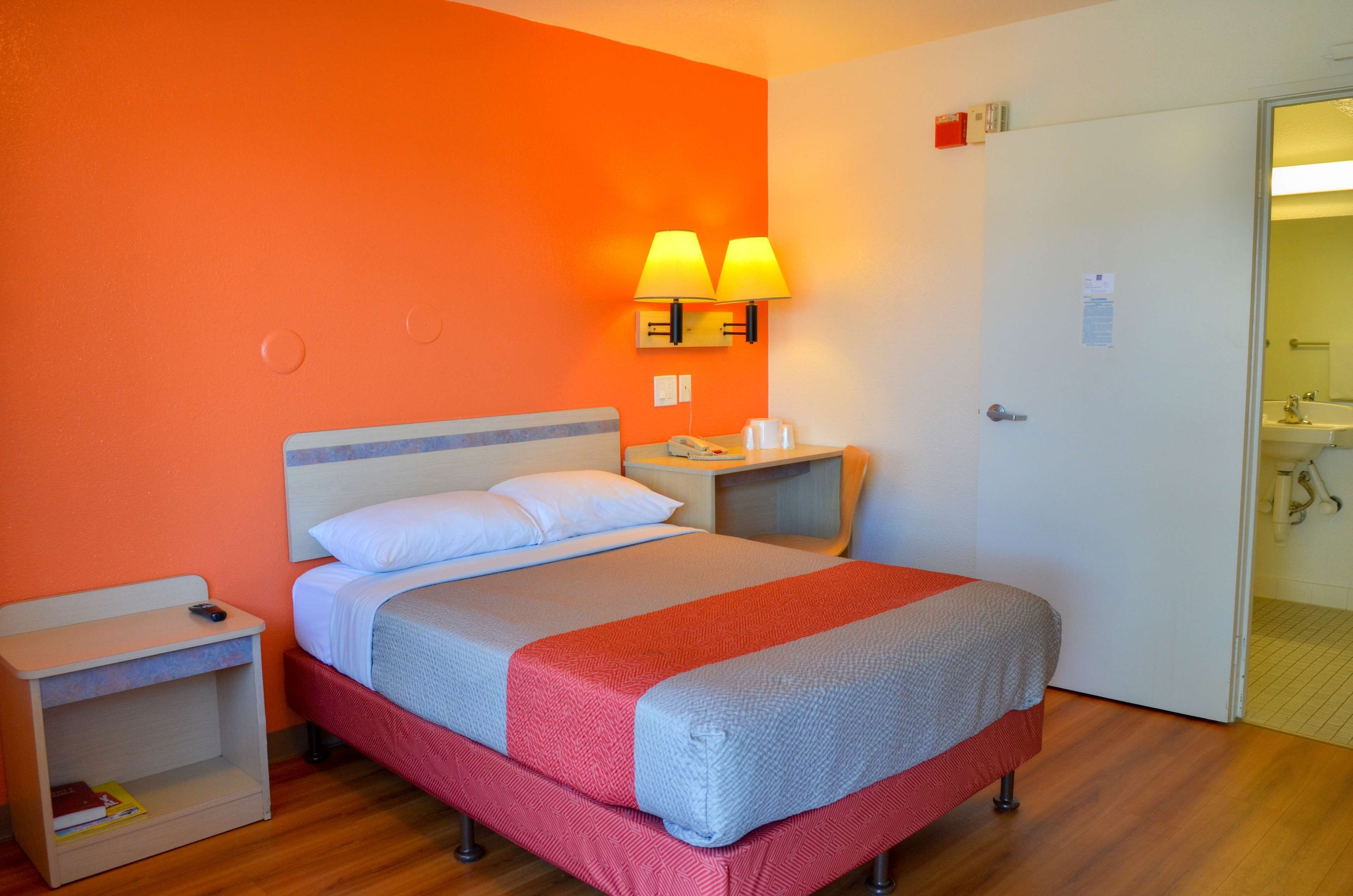 Ilmainen Wi-Fi, vuodevaatteet