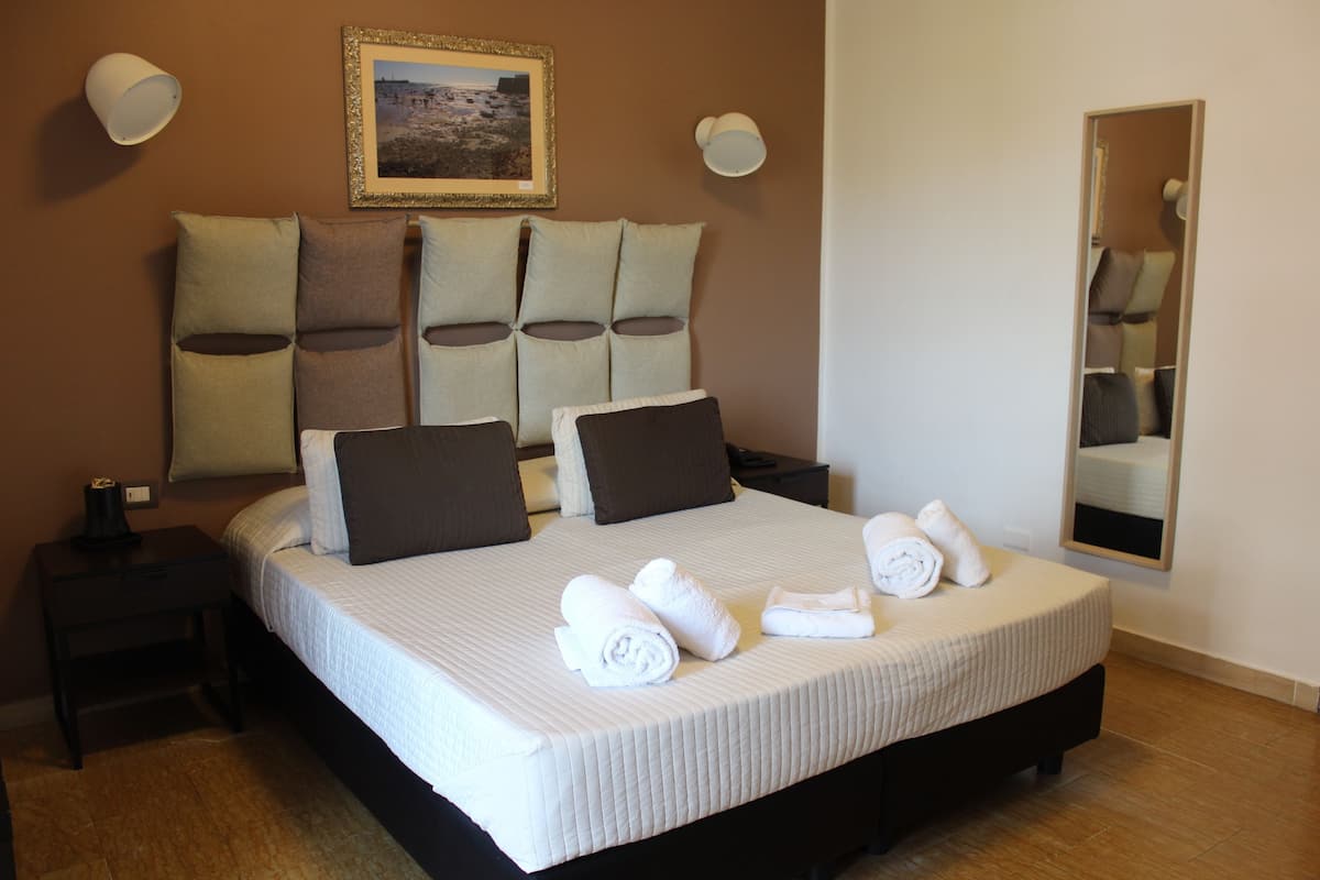 double or twin room | premium bedding, down duvets, select comfort beds, in-room safe