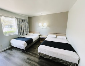 Chambre Standard, 2 lits doubles, non-fumeurs | Wi-Fi gratuit, draps fournis