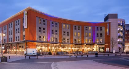Holiday Inn Express Portsmouth - Gunwharf Quays by IHG