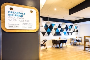 Free daily continental breakfast  - Holiday Inn Express Portsmouth - Gunwharf Quays by IHG (Portsmouth)