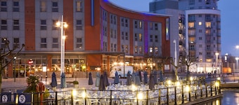 Holiday Inn Express Portsmouth - Gunwharf Quays by IHG