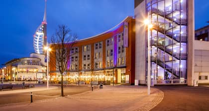 Holiday Inn Express Portsmouth - Gunwharf Quays by IHG