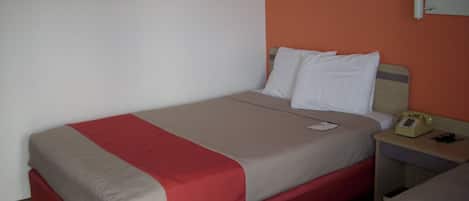 Free WiFi, bed sheets