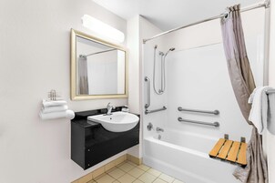 Baño accesible en silla de ruedas