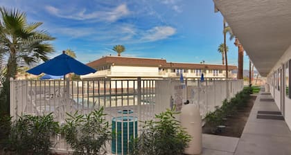 Motel 6 Indio, CA - Palm Springs