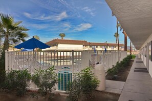 Pool - Motel 6 Indio, CA - Palm Springs (Indio)