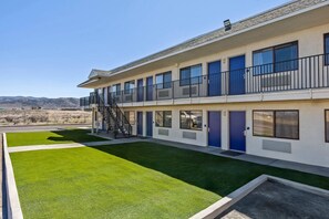 Exterior - Park Inn by Radisson, Wells (Wells)