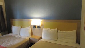 Standard Room, 2 Double Beds, Non Smoking | Desk, free WiFi, bed sheets, alarm clocks - Park Inn by Radisson, Wells (Wells)