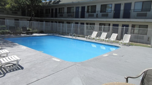 Park Inn by Radisson, Wells