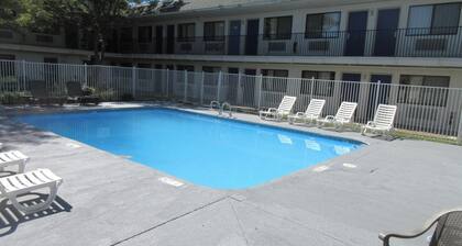Park Inn by Radisson, Wells
