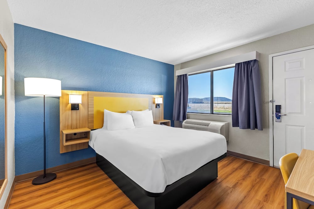 Park Inn by Radisson, Wells