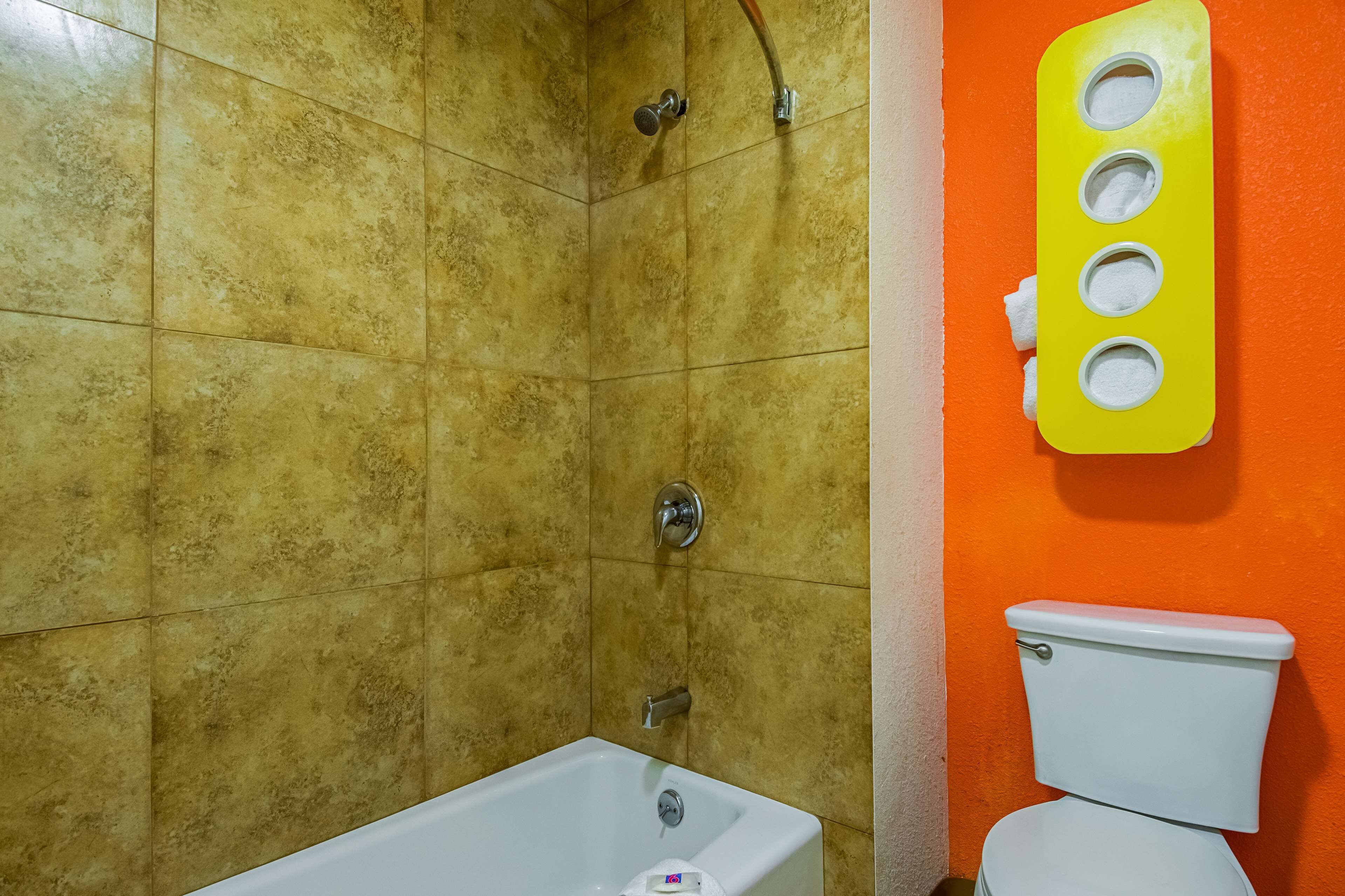 Photo - Motel 6-Bakersfield, CA - Airport