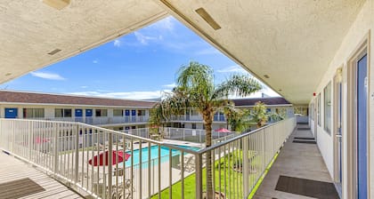 Motel 6 Phoenix North - Bell Road
