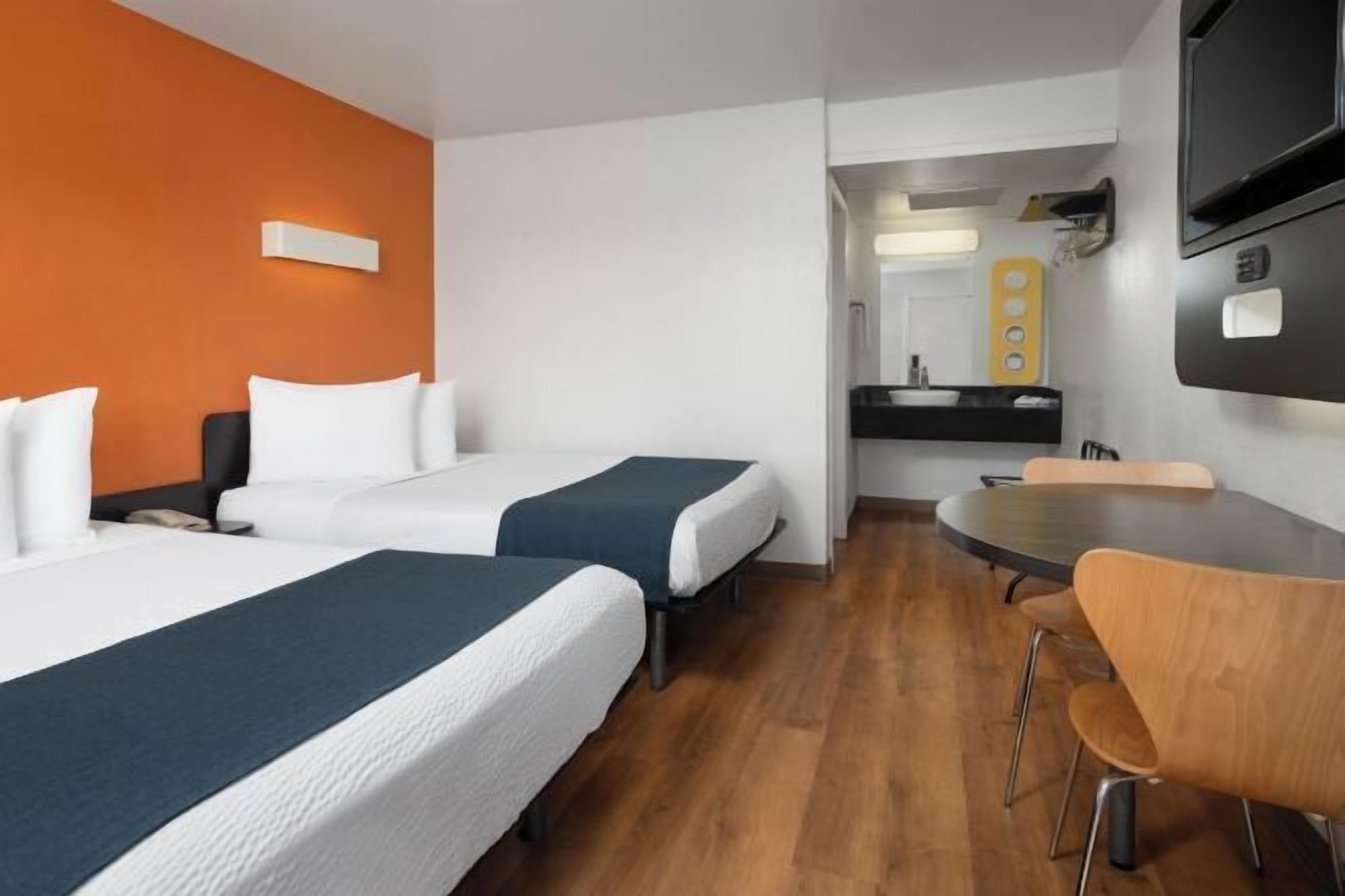 Blendingsgardiner, wi-fi (inkludert) og sengetøy