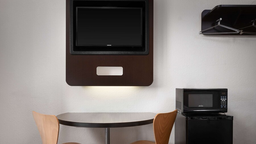 Motel 6 Carpinteria, CA - Santa Barbara - North