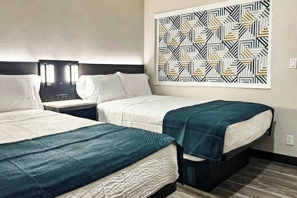 Cribs (free), WiFi (free), bed sheets