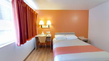 Minibar, free WiFi, bed sheets