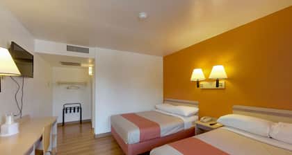 Motel 6 Weed - Mount Shasta