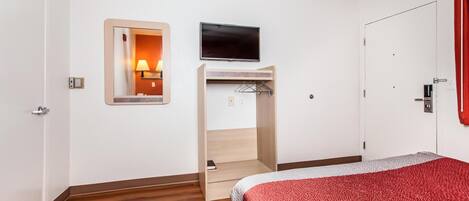 Free WiFi, bed sheets