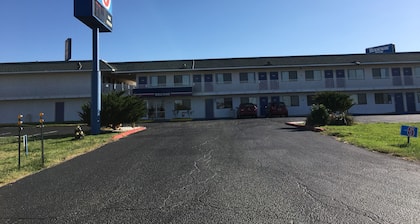 Motel 6 Tucumcari, NM