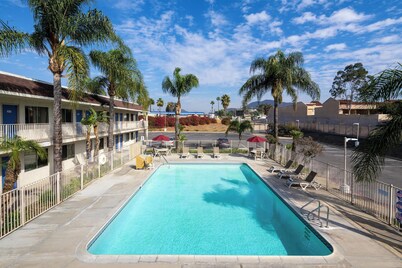 Motel 6 Riverside West - Jurupa Valley