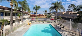 Motel 6 Riverside West - Jurupa Valley
