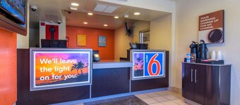 Motel 6 Riverside West - Jurupa Valley