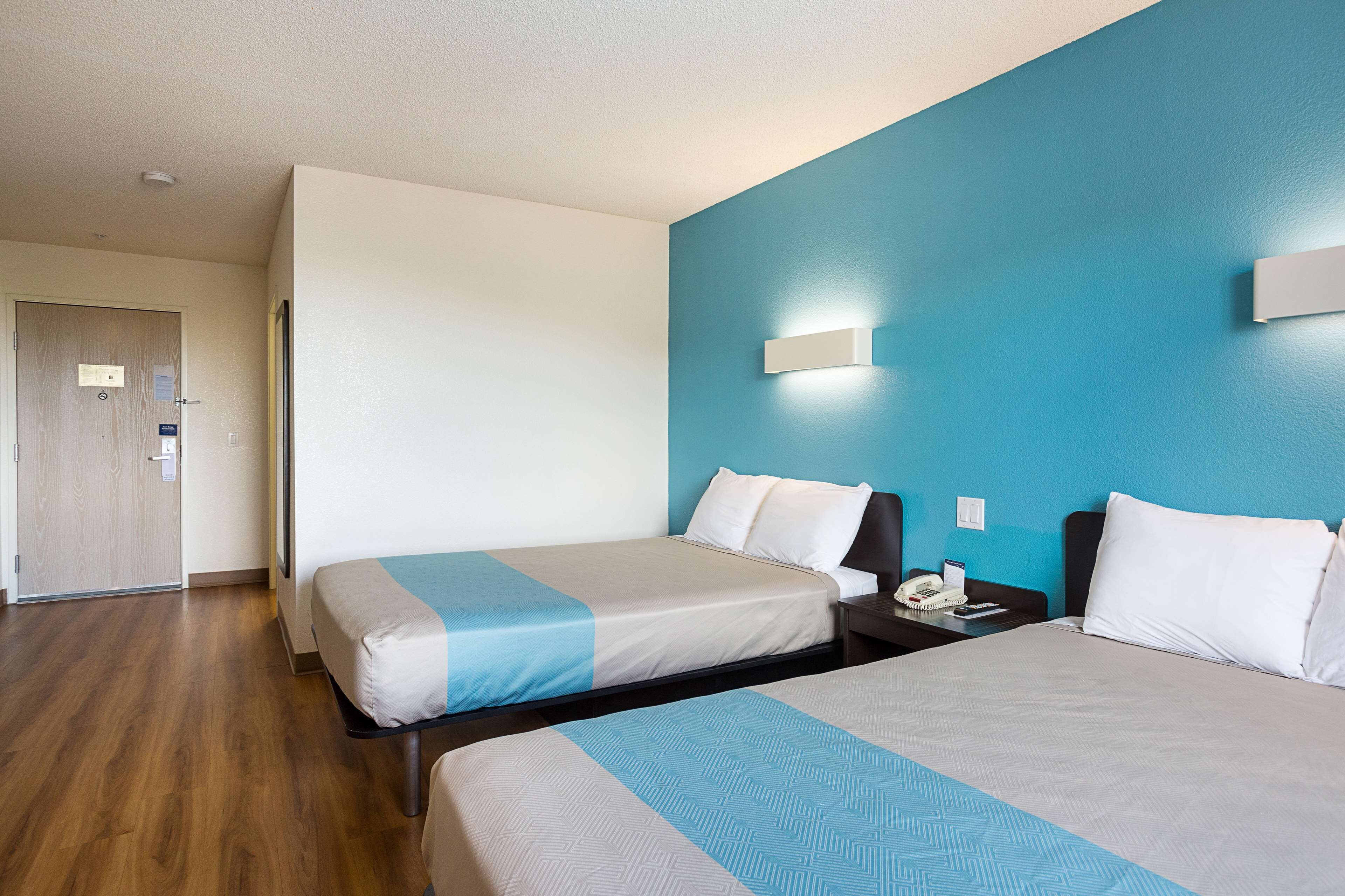 Photo - Motel 6-Page, AZ