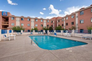 Outdoor pool - Motel 6 Page, AZ (Page)