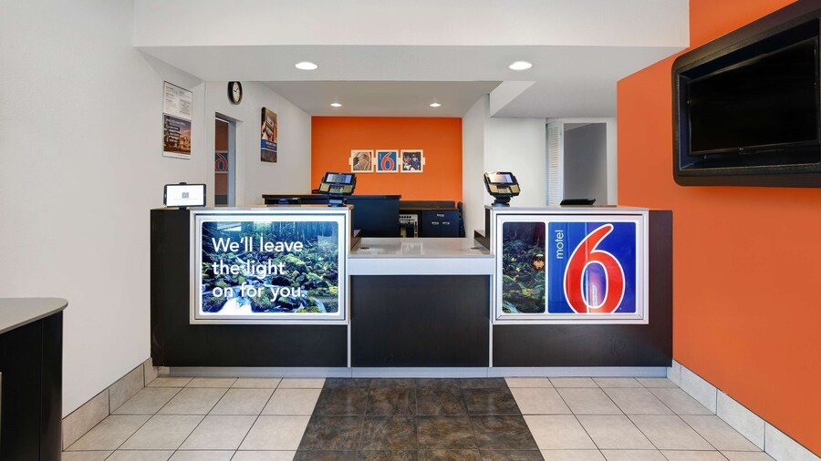 Motel 6 Troutdale, OR - Portland East