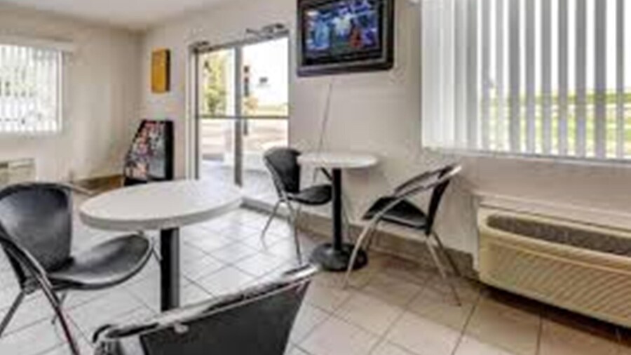 Motel 6 Bellmead, TX - Waco