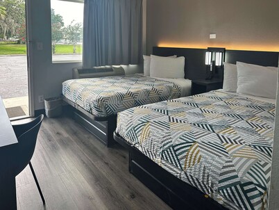 Motel 6 Kissimmee, FL - Orlando