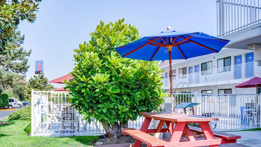 Motel 6 Springfield, OR - Eugene North