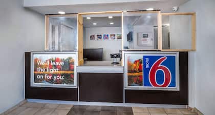 Motel 6 Sandston, VA - Richmond, Va