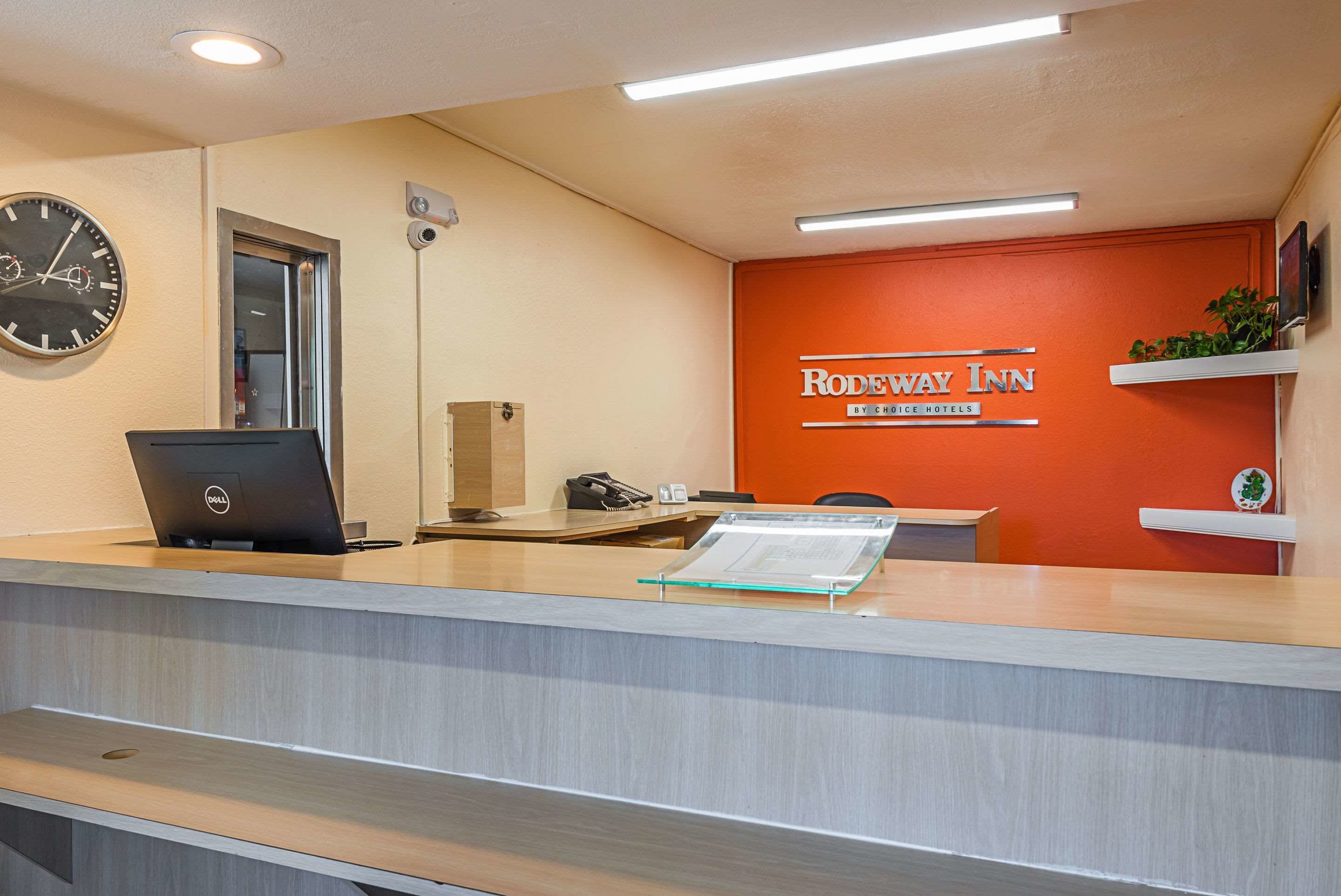 Foto - Rodeway Inn Kissimmee - Orlando Maingate West - Free Theme Park Shuttle