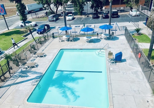 Motel 6 San Bernardino, CA - North