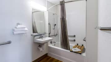 Douche, serviettes fournies