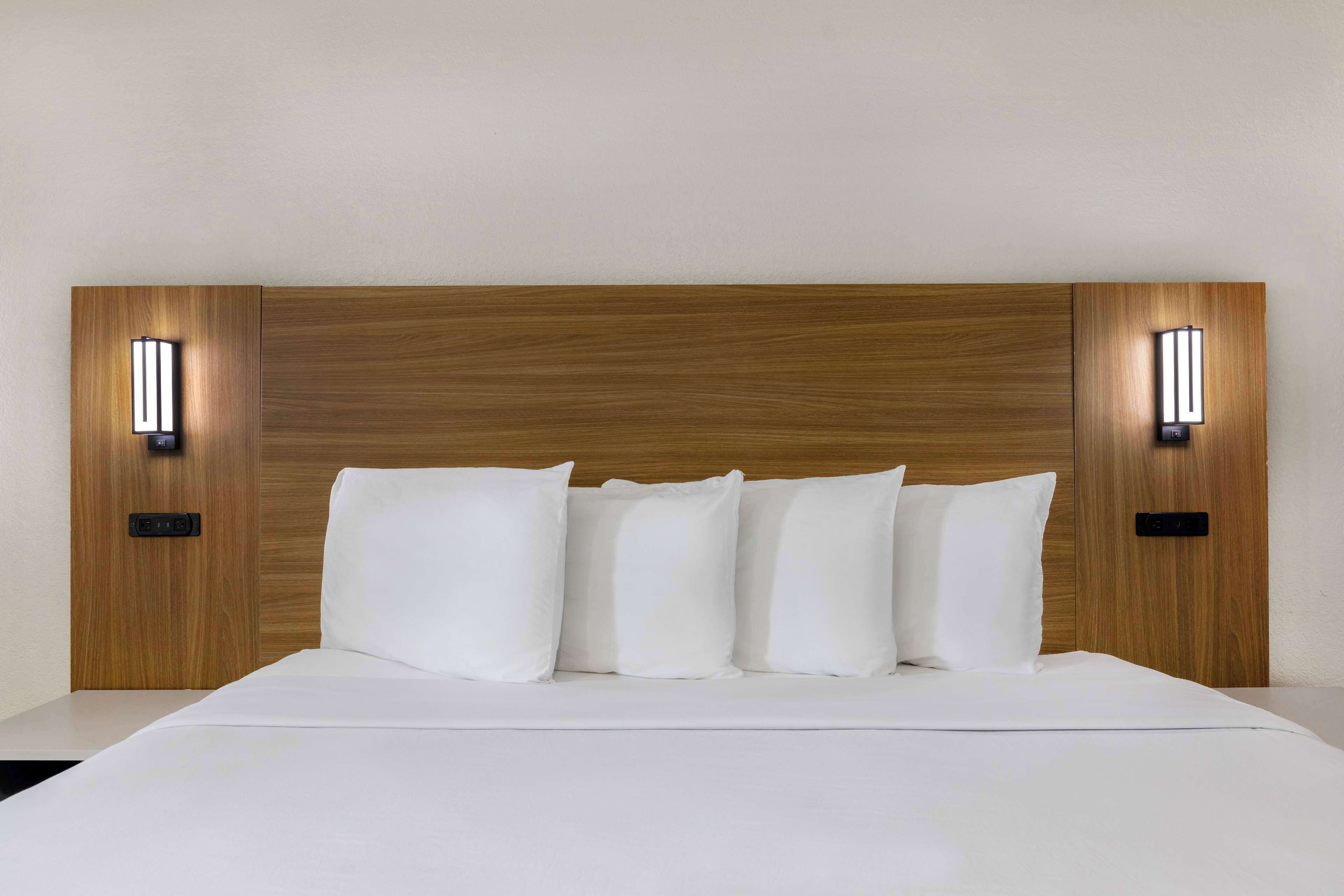 Photo - Motel 6-Santa Ana, CA