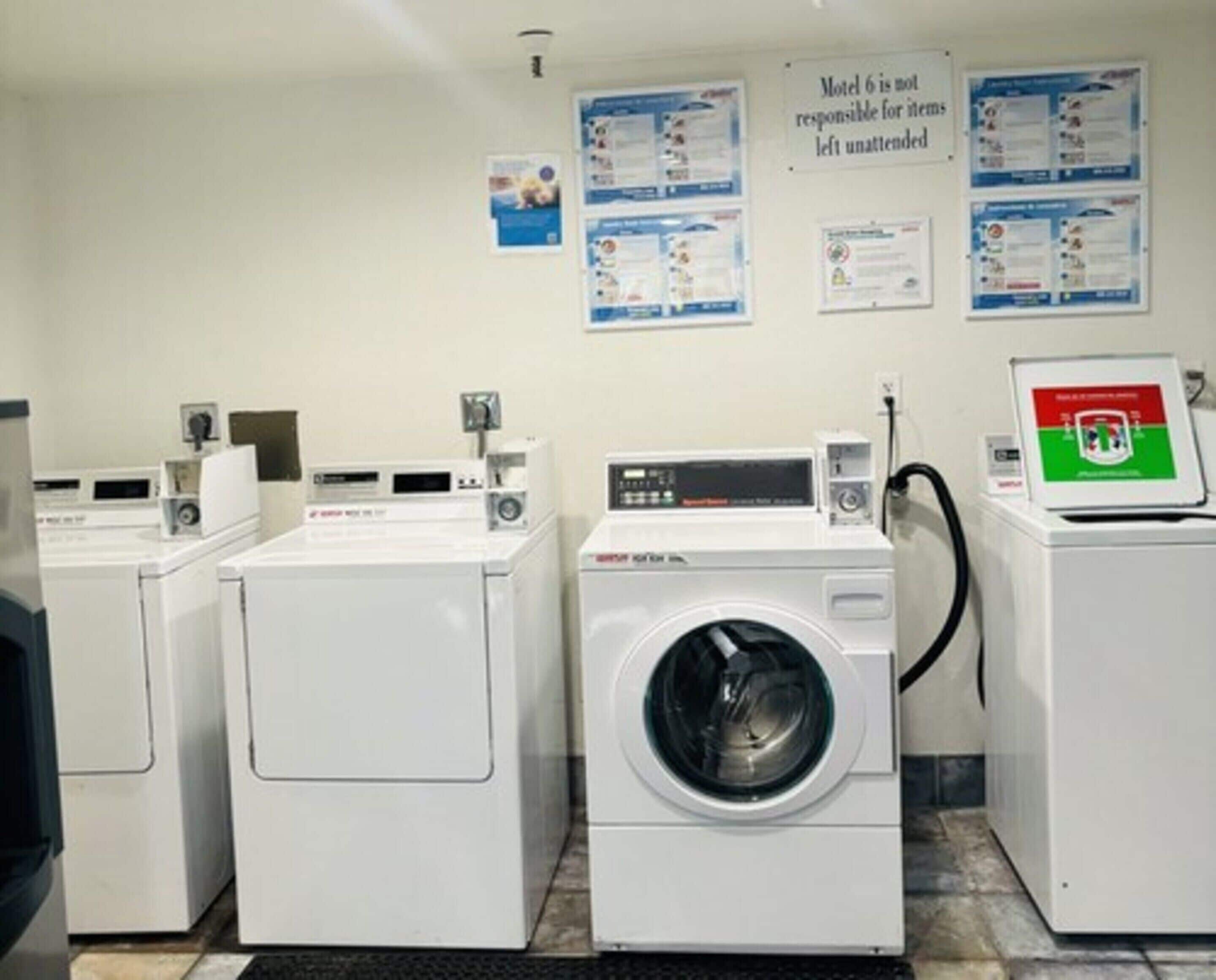 Photo - Motel 6-Santa Ana, CA