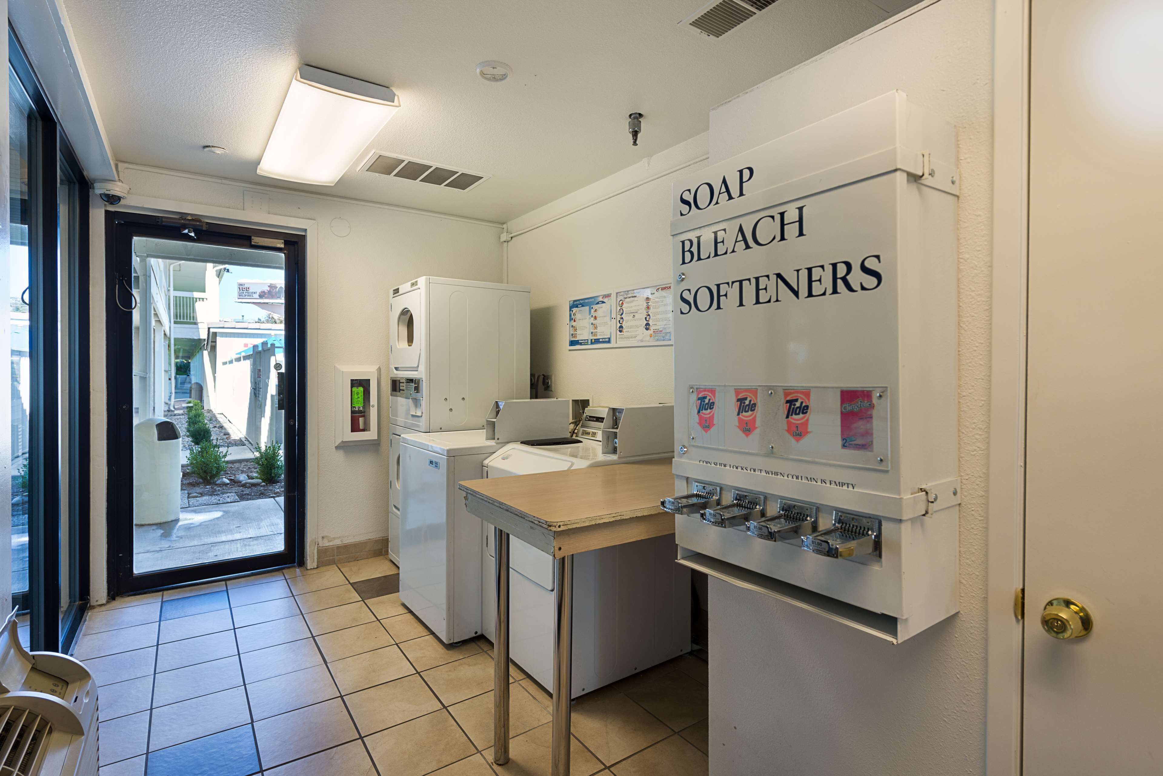 Photo - Motel 6-Sparks, NV - Airport - Sparks