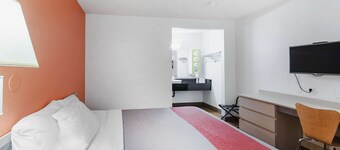 Motel 6 Medford, OR - North