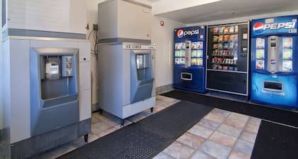 Motel 6 Roseville, MN - Minneapolis North