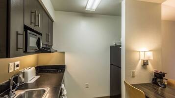 Standard Room, 2 Queen Beds, Non Smoking | Private kitchen | Fridge, microwave, stovetop, coffee/tea maker