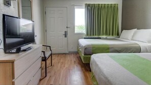 Blackout drapes, iron/ironing board, free WiFi, bed sheets - Studio 6 El Paso, TX - East (El Paso)