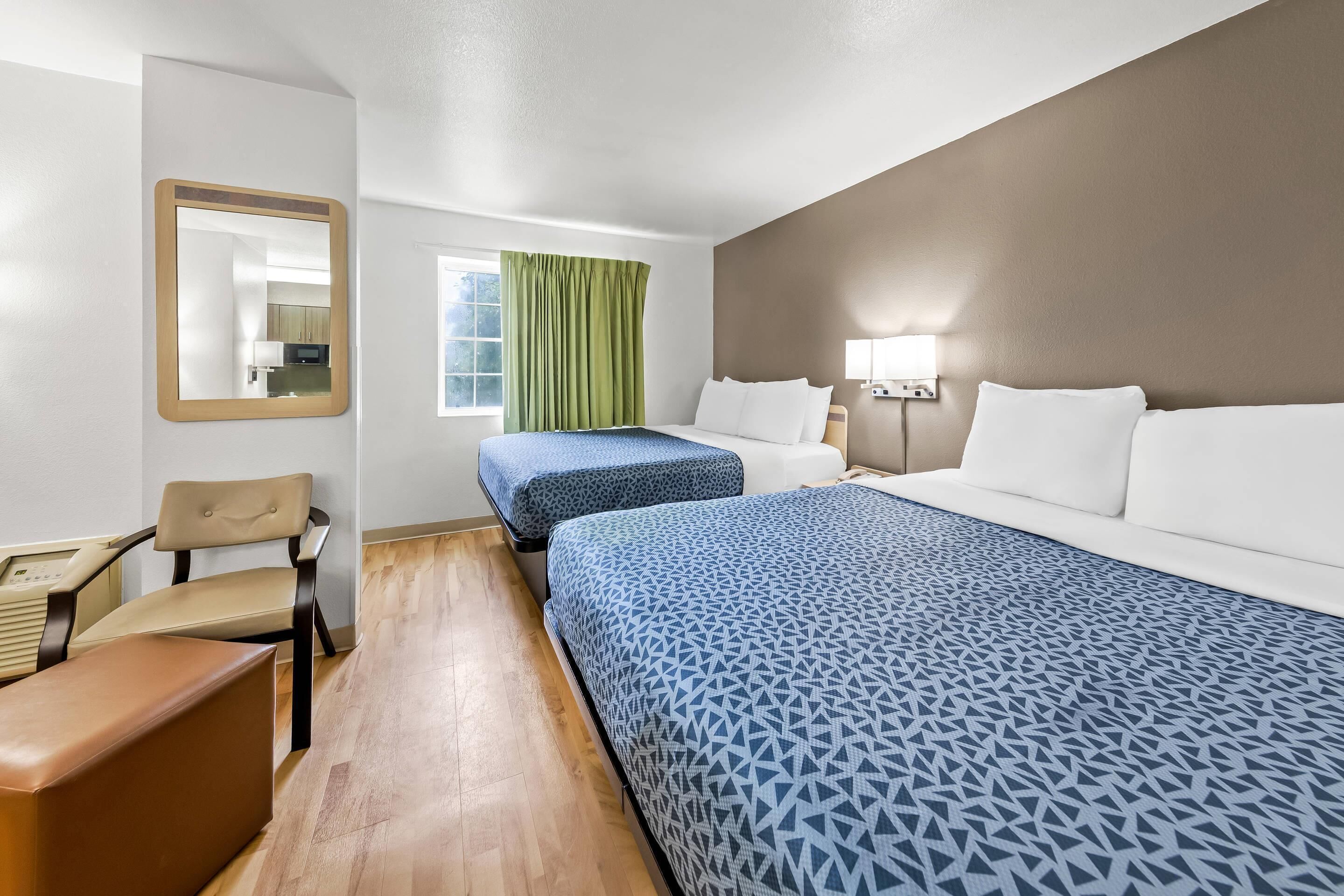 Standard Room, 2 Double Beds, Non Smoking | Desk, laptop workspace, free WiFi, alarm clocks